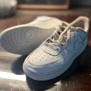 Youth White Airforce Ones 2Y